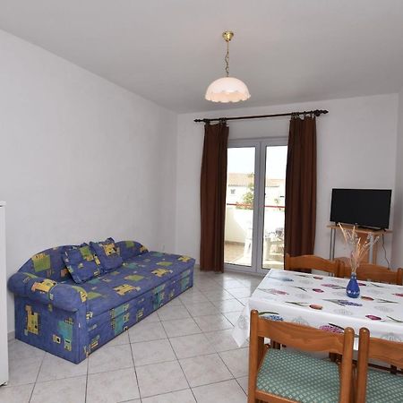 Apartments And Room Kiko Primošten Kültér fotó