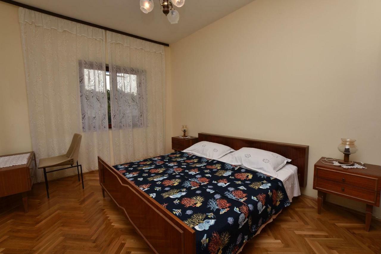 Apartments And Room Kiko Primošten Kültér fotó