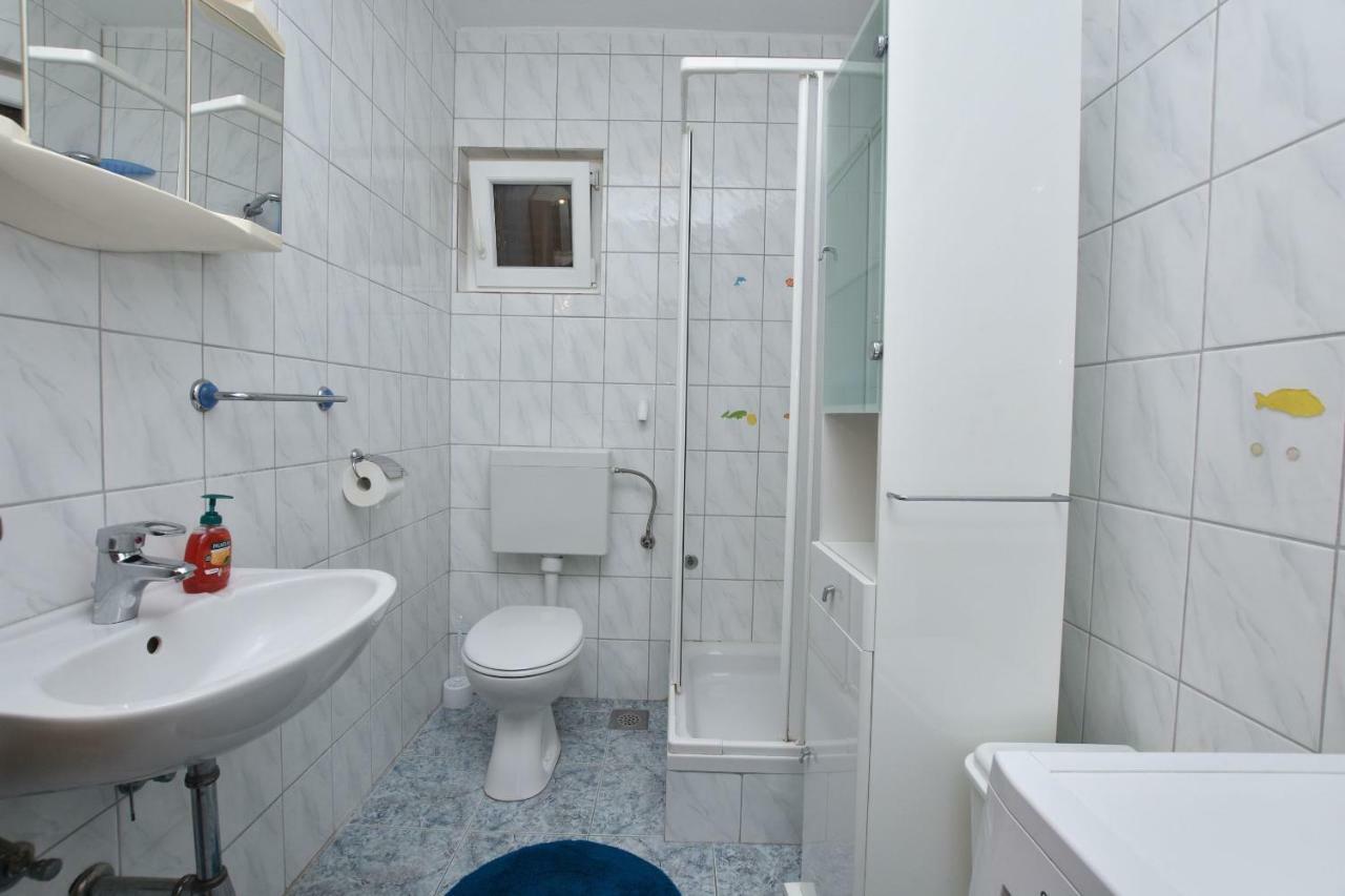 Apartments And Room Kiko Primošten Kültér fotó